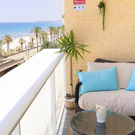 Atico En Primera Linea De Playa Con Garaje Apartment